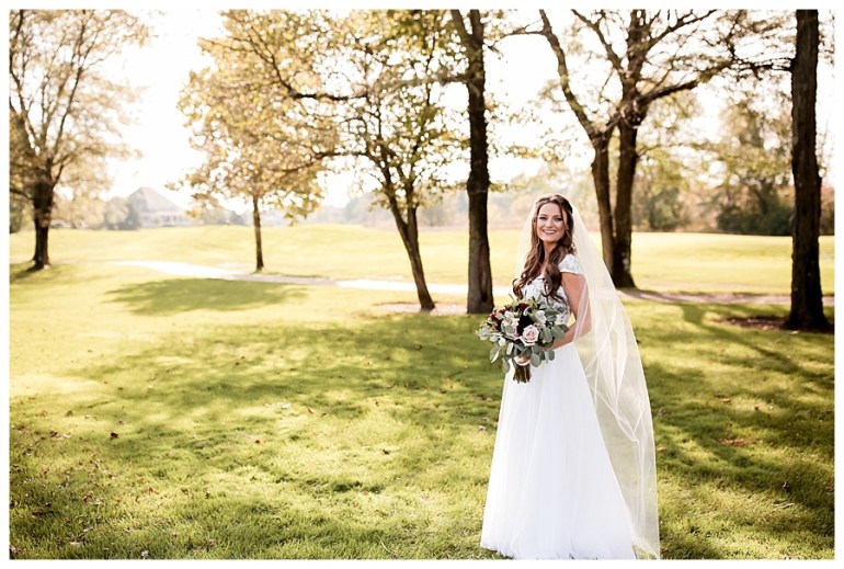 hawthorns-country-club-bride-wedding-photography-indianapolis